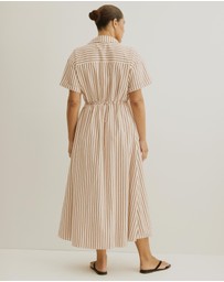 Atmos&Here Curvy - Amy Tie Back Maxi Shirt Dress