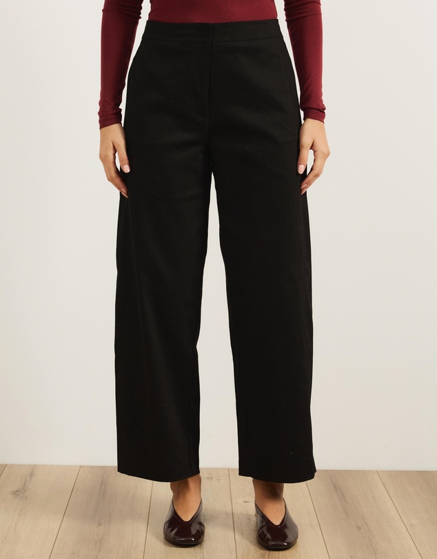 Atmos&Here - Elena Barrel Leg Pants