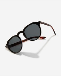Hawkers Co - HAWKERS - Polarized Carbon Black WARWICK RAW Sunglasses for Men and Women UV400