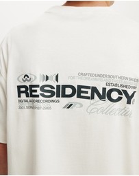 Cotton On - Box Fit Text T-Shirt