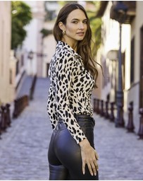 Sosandar - Fleck Print Ruched Front Shirt