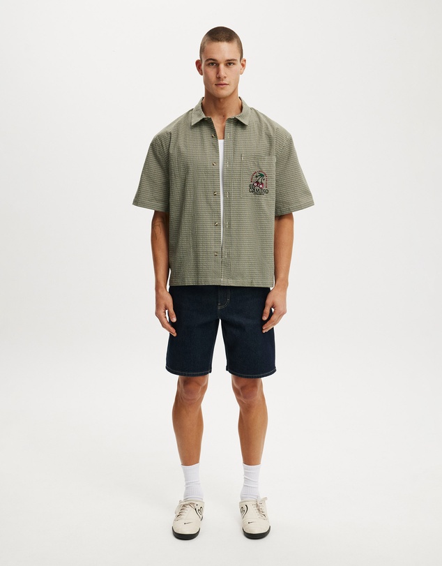 Cotton On - Loose Straight Denim Short