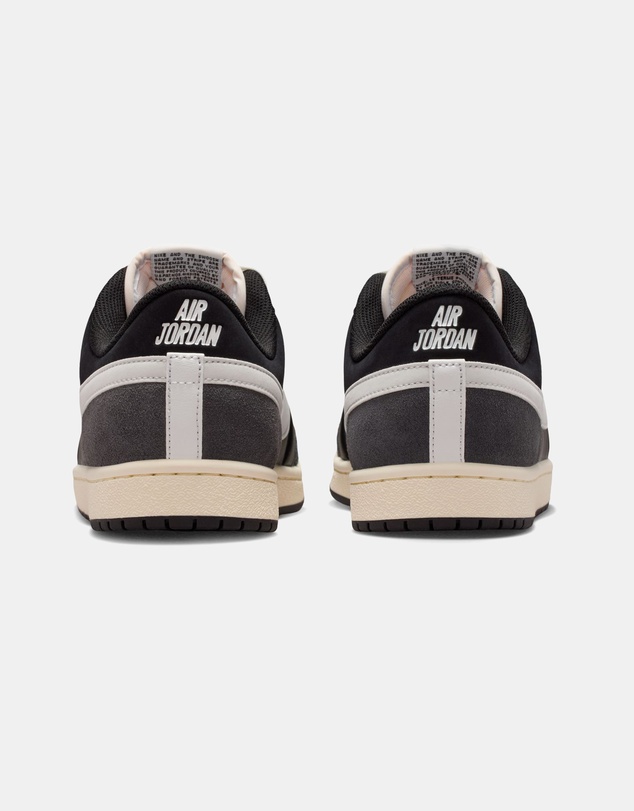 Nike - Air Jordan Skyline Low LE - Men's