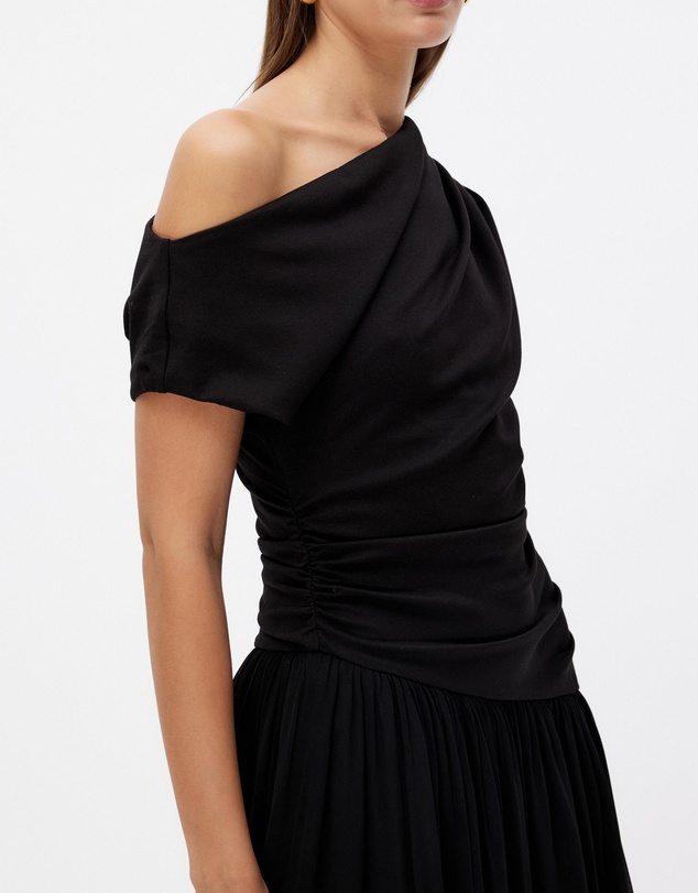 Minima Esenciales - Oaklyn Midi Dress