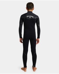 Billabong - Boys 8 to 16 4/3mm Furnace Ultra Gullwing Wetsuit