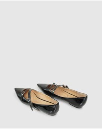 Belle & Bloom - Begin Again Buckled Flat