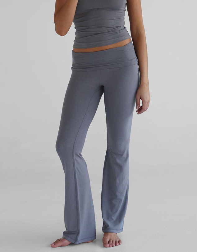 Leelo Active - Lounge Flare Pants - ICONIC EXCLUSIVE