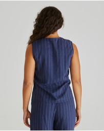 Sass - Petra Vest