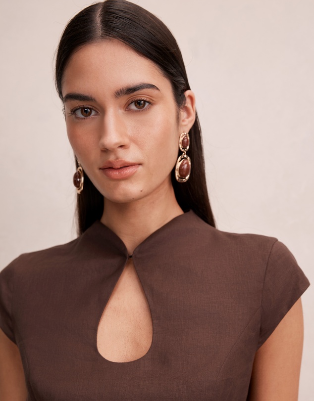 Forever New - Ayla Keyhole Linen Top
