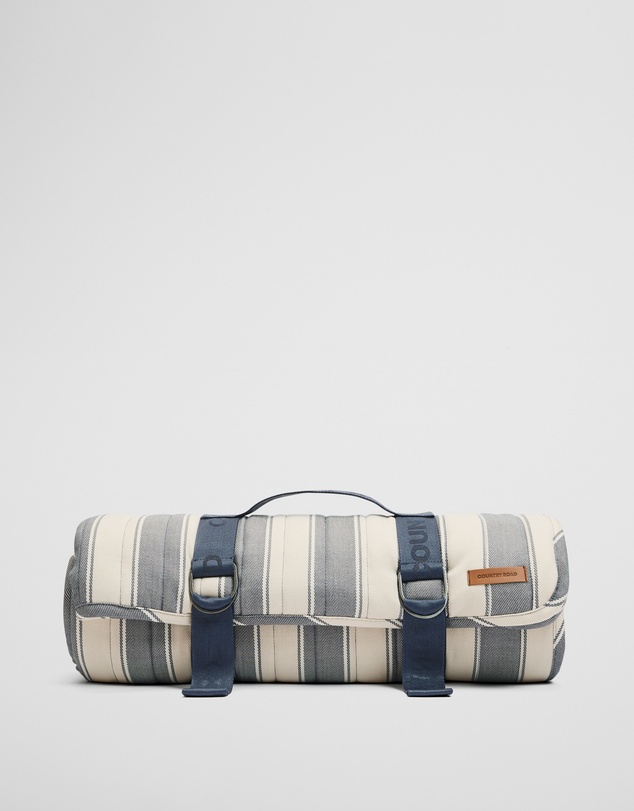 Country Road - Familia Picnic Blanket