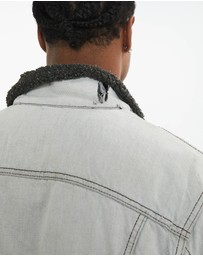 Vintage by The Real Deal - Pre Loved - 90s Levi's Sherpa Lined Denim Jacket