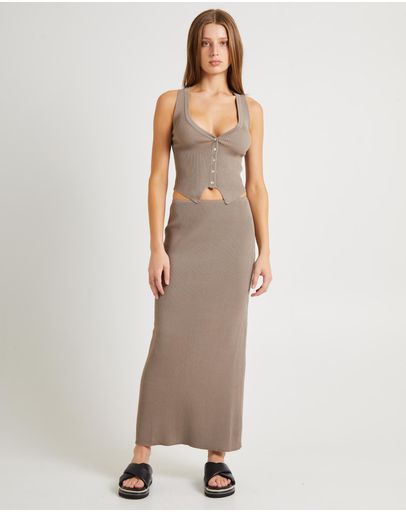 TAUPE