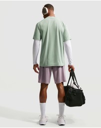 Nike - Hyverse Men's Dri FIT UV Short-Sleeve Versatile Top