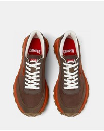 Camper - Trainers Drift Trail