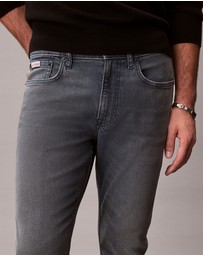 Calvin Klein Jeans - Slim Fit Jeans