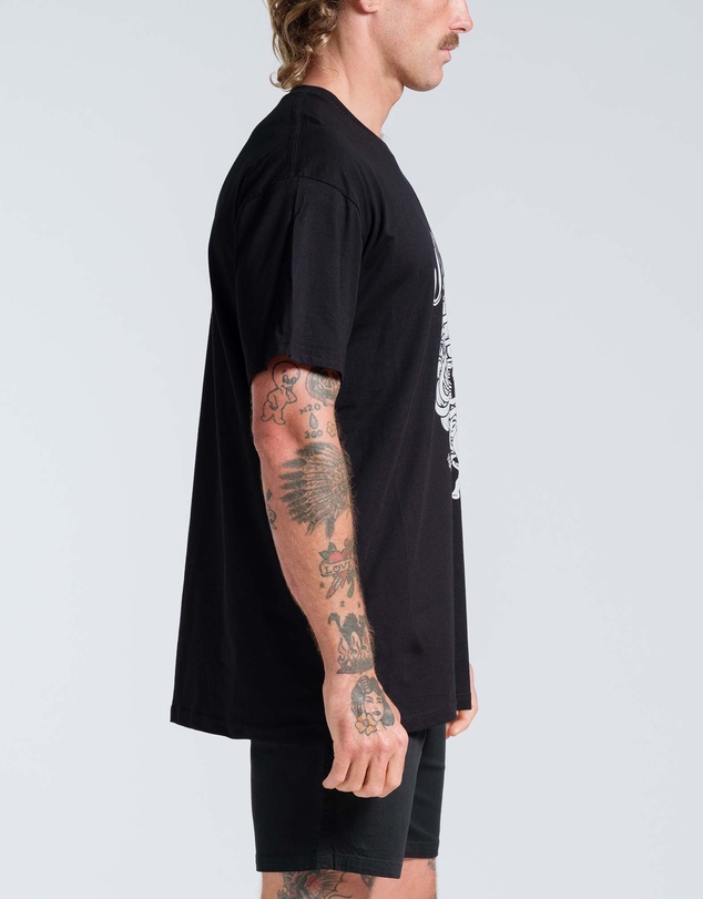 Vacancy Co - Heartless Tee