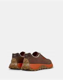 Camper - Trainers Drift Trail
