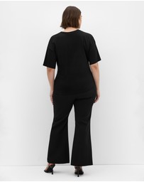 City Chic - Fashion Tee