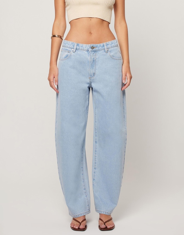 Abrand - 95 Mid Barrel Jeans