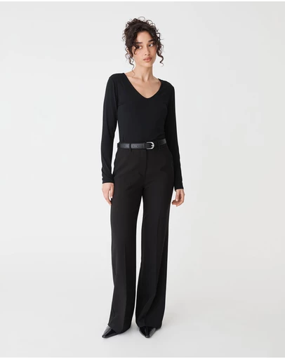 Forcast - Isla V-Neck Bamboo Top