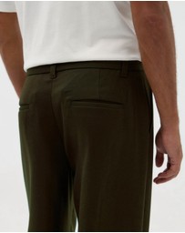 AERE - Dalton Pleated Pants