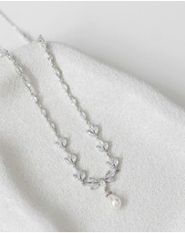 The White Collection - Liliana - Classic Silver Pearl Bridal Necklace