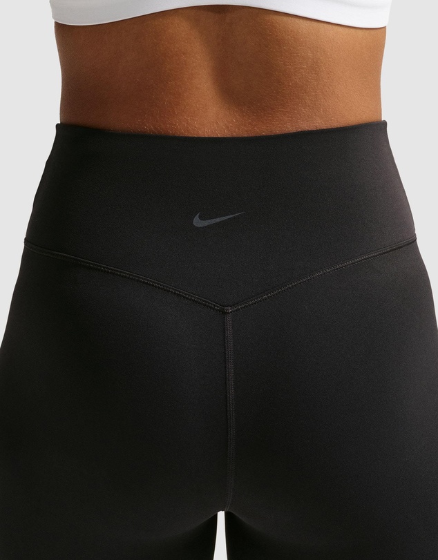 Nike - Zenvy High-Waisted Capri Leggings