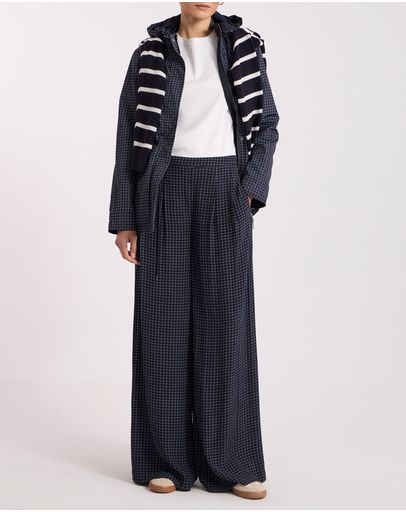 Navy Check