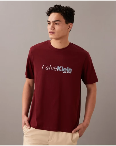 Calvin Klein - Graphic Logo T-Shirt