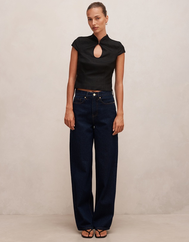 Forever New - Ayla Keyhole Linen Top