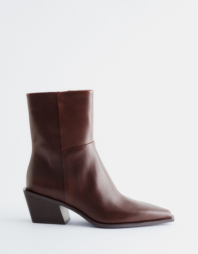 & Other Stories - Sleek Leather Cowboy Boots