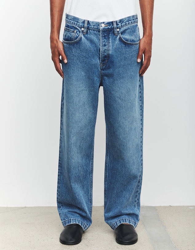 Assembly Label - Relaxed Jeans