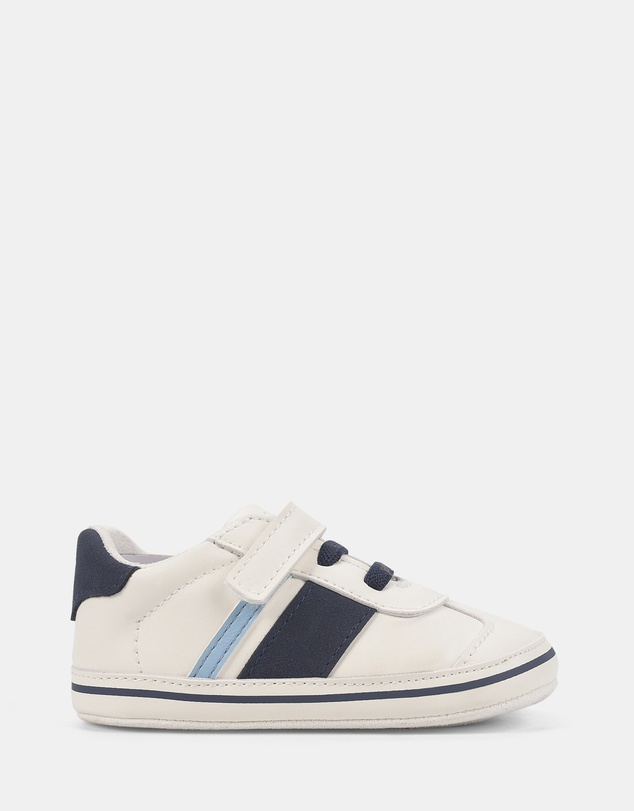 Kicks - Kodi Sneaker