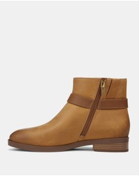 Vionic - Rhiannon Ankle Boot - Cognac