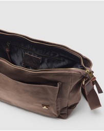 UNISON - Leo Satchel