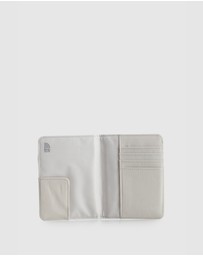 Nere - RFID Passport Cover