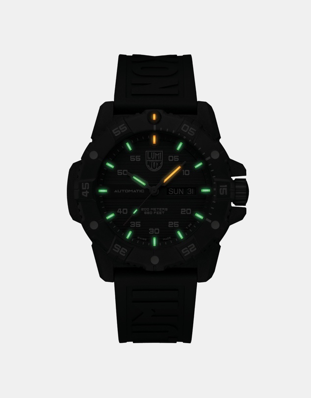 Luminox - Luminox Master Carbon SEAL Automatic Military Dive Watch