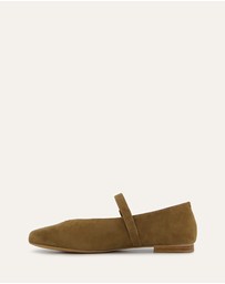 Jo Mercer - April Casual Flats