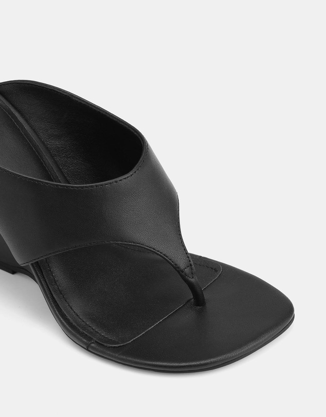 Wittner - Violet Wedges Black Leather