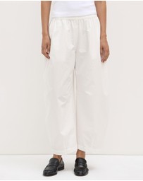 Assembly Label - Lola Barrel Pants