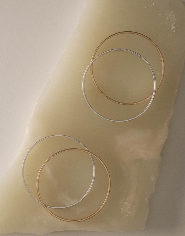 Kirstin Ash - Contour Bangle