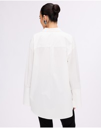 Revibe - Repaired Minima Esenciales Raine Cotton Shirt With Wide Cuffs - AU 8
