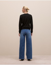 Trenery - Merino Classic Crew Cardigan in Black