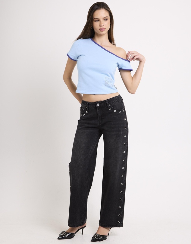 Insight - Varisty Off Shoulder T-Shirt