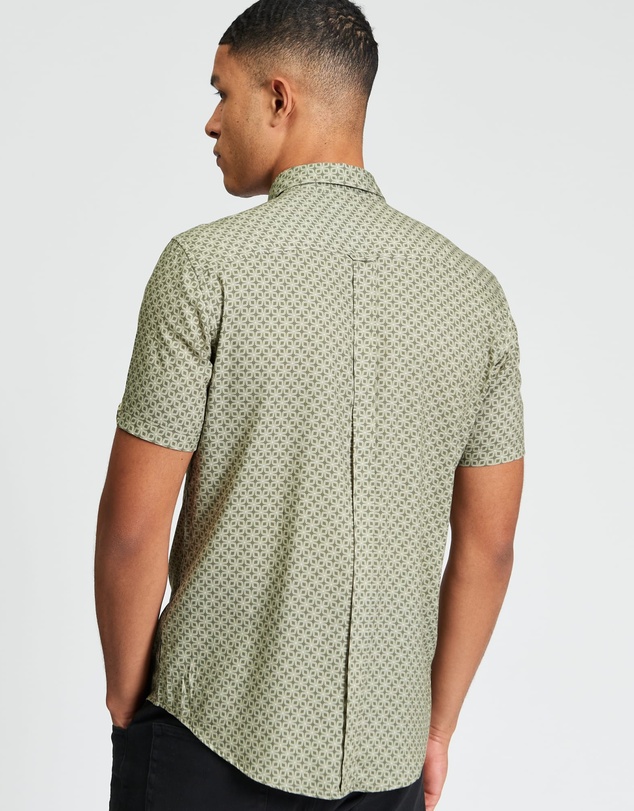 Ben Sherman - Linear Geo Print Short Sleeve Shirt