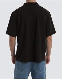 Nena & Pasadena - Comfort SS Shirt