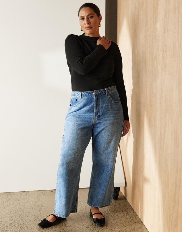 Atmos&Here Curvy - Mock Neck Rib Long Sleeve Top