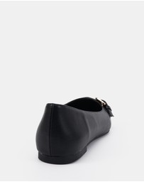 Novo - Catty Flats