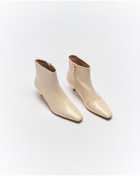 Walnut Melbourne - Vera Boot