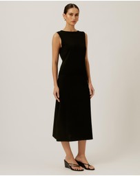 Tussah - Boat Neck Sleeveless Knit Top